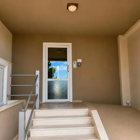 Lirtzis Luxury Apartament Polýgyros